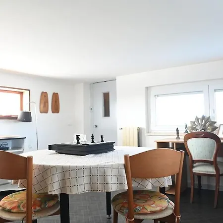 Centro Storico Vista Mare Villa Anzio